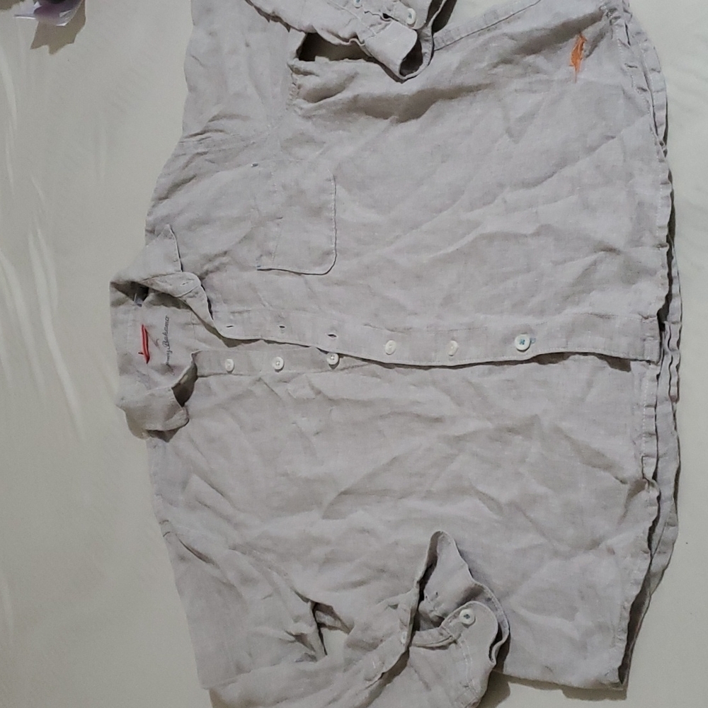 Button down shirt ๐โ - Picture 1 of 3